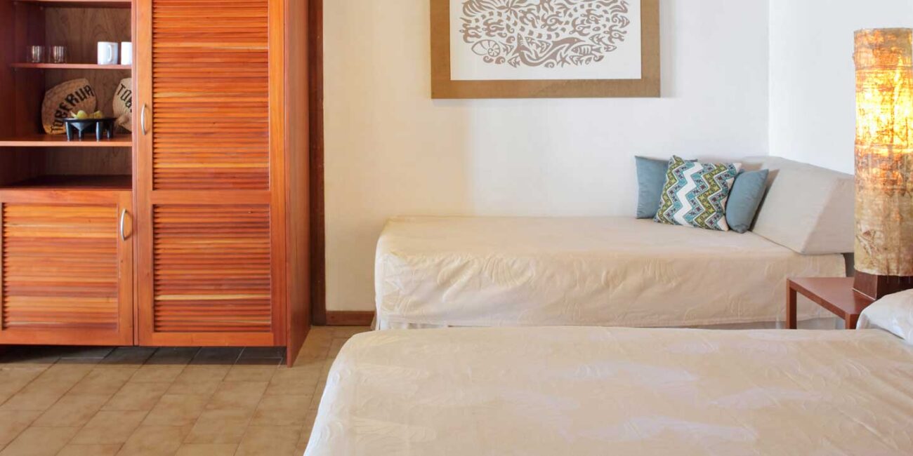 Tropical Beachfront Bure in Fiji