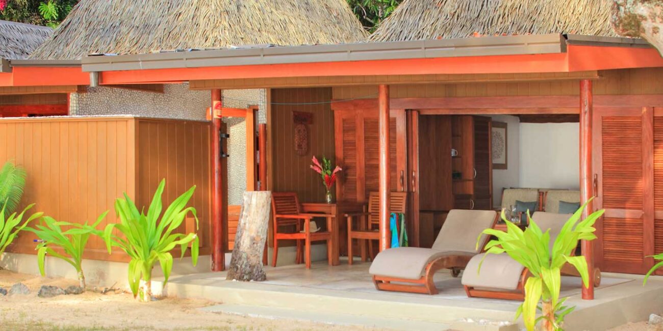 Tropical Beachfront Bure in Fiji